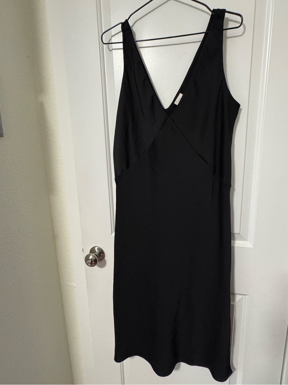 a new day Black V-Neck Sleeveless Midi Dress